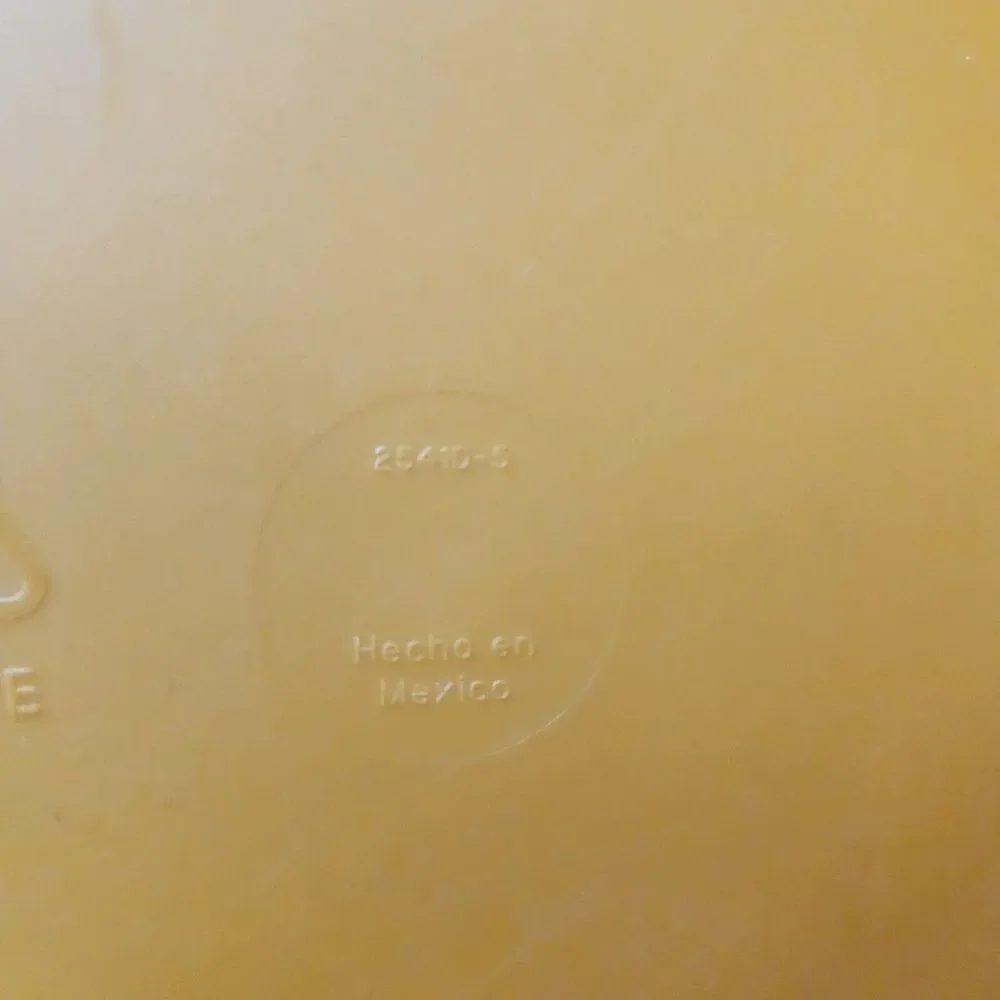 Tupperware C 2541D-5 Orange Butterfly Wonderlier Replacement Lid 6.5‎ Inches
